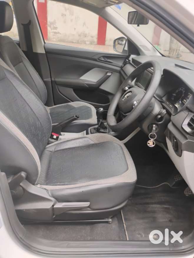 Skoda Kushaq 1.0 Tsi Active, 2023, Petrol