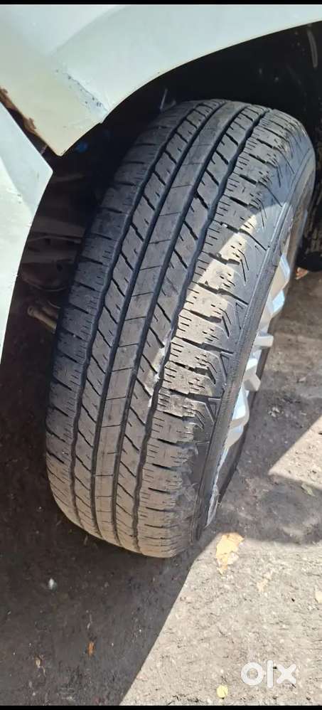 Mahindra Tuv 300 2017 Diesel 110000 Km Driven