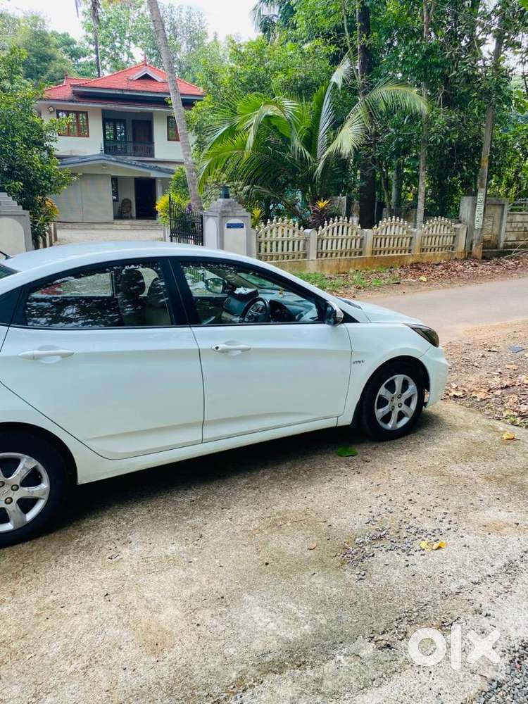 2011 Hyundai Verna Petrol  Excellent Condition  100198 Km