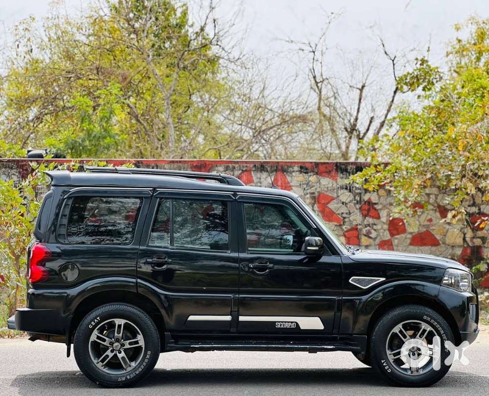 Mahindra Scorpio [2020-2022] 2.2 S9, 2022, Diesel