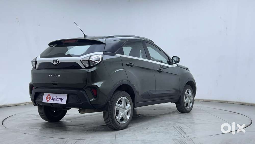 Tata Nexon 1.2 Revotron Xm (s), 2023, Petrol
