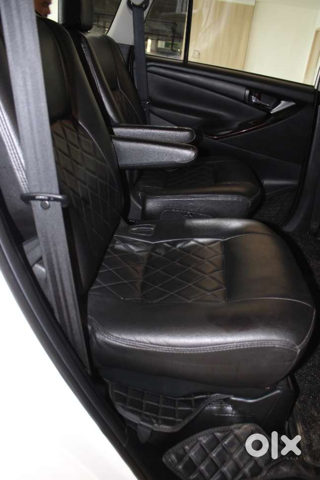 Toyota Innova Crysta 2.8 Gx At, 2017, Diesel