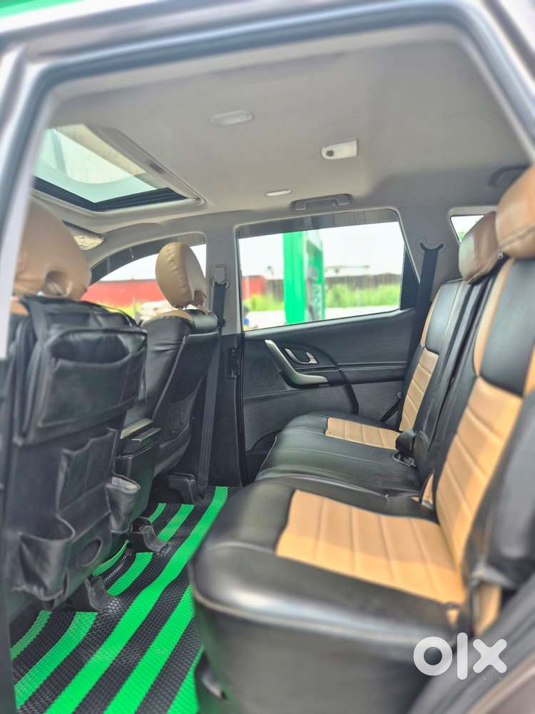 Mahindra Xuv500 W9 1.99, 2019, Diesel