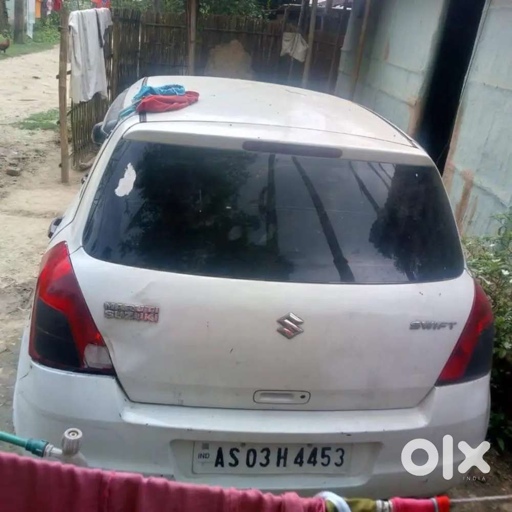 Maruti Suzuki Swift 2010 Petrol