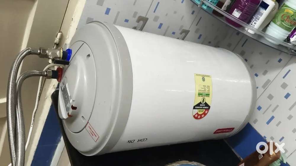 Hot water geyser 15L