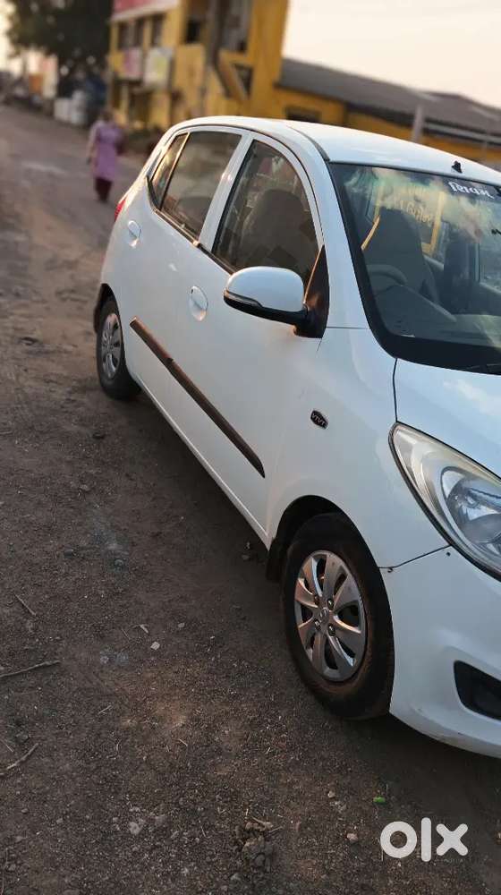 Hyundai I10 2011 Petrol&cng Well Maintained