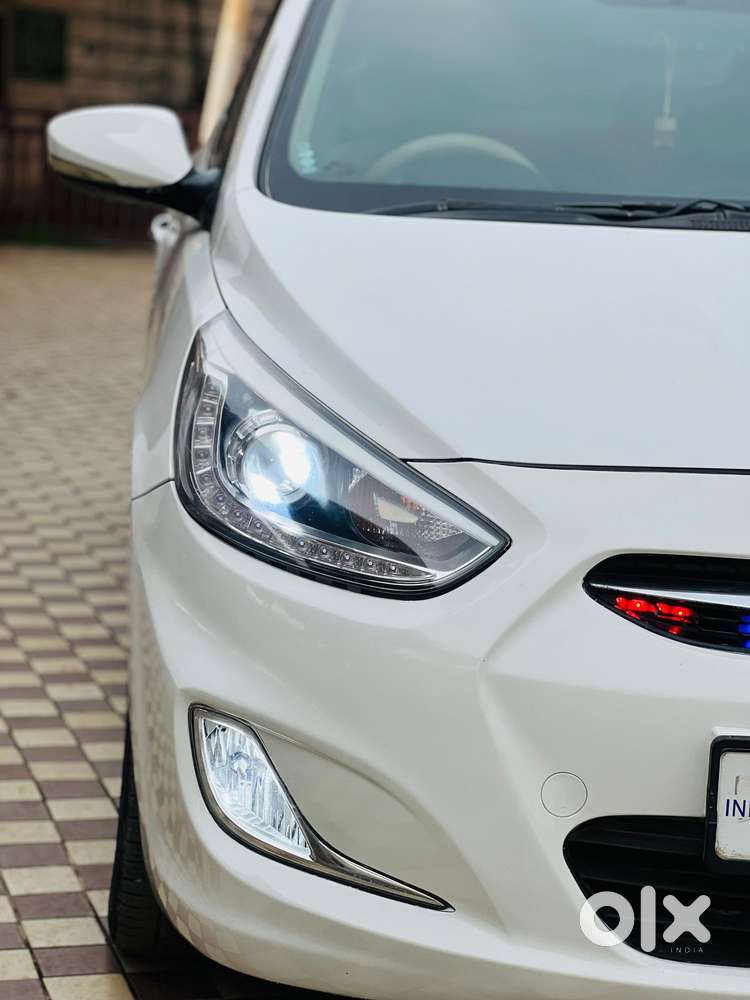 Hyundai Verna Crdi 1.6 At Sx Option, 2013, Diesel