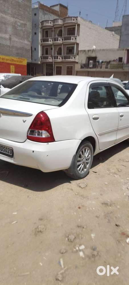 Toyota Etios 2013-2014 V Sp, 2015, Petrol