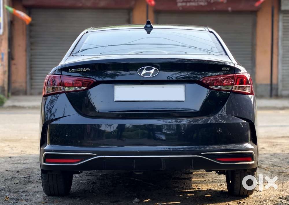 Hyundai Verna 1.5 Sx Petrol Mt, 2021, Petrol