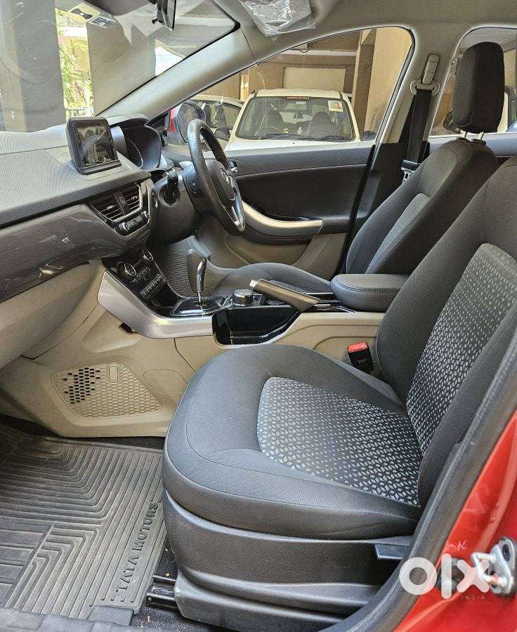 Tata Nexon Amt Xza Plus, 2018, Petrol