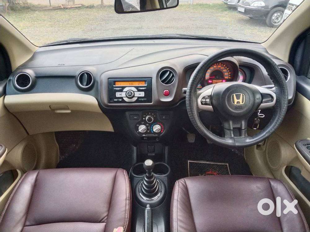 Honda Brio 2011-2013 V Mt, 2012, Petrol