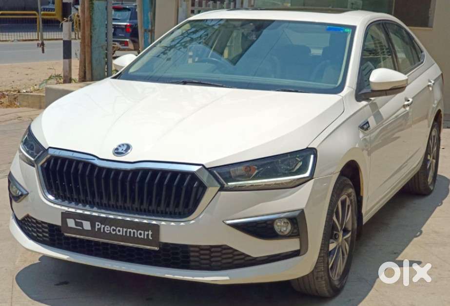 Skoda Slavia 1.0 Tsi Style At, 2024, Petrol