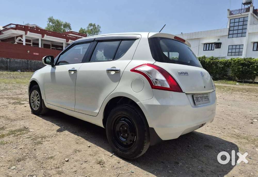 Maruti Suzuki Swift Vxi 1.2 Abs Bs-iv, 2016, Petrol