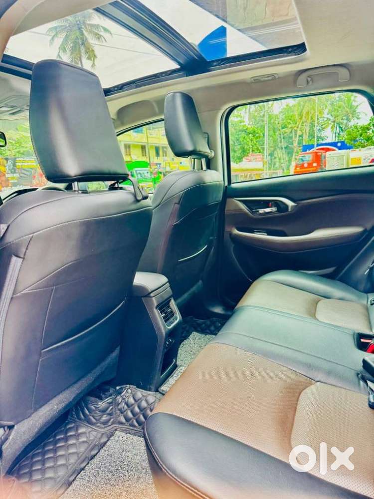 Toyota Urban Cruiser Hyryder 1.5 V Hybrid, 2022, Petrol