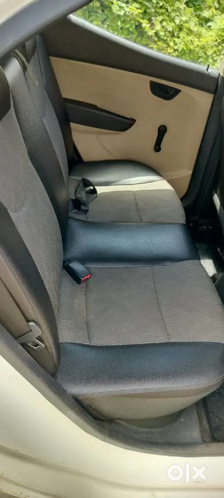 Hyundai Eon Magna + 2013
