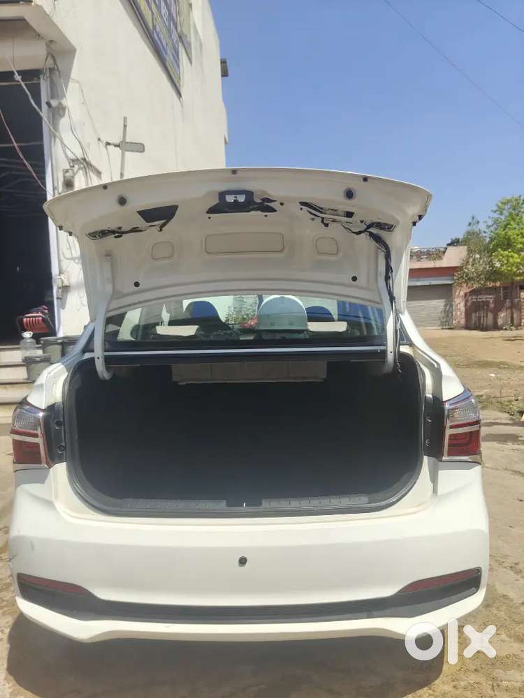 Hyundai Xcent 2018 Petrol Well Maintained