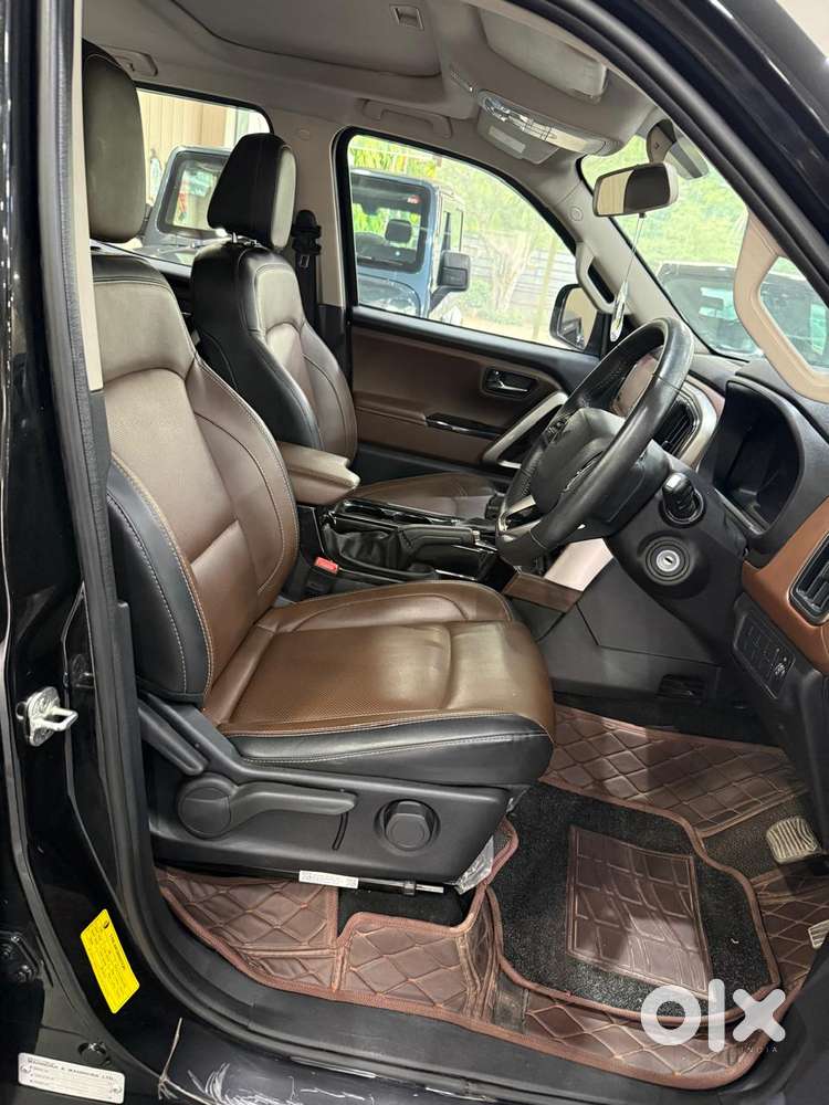Mahindra Scorpio N Z8 Select Diesel At 2wd 7-seater, 2025, Diesel