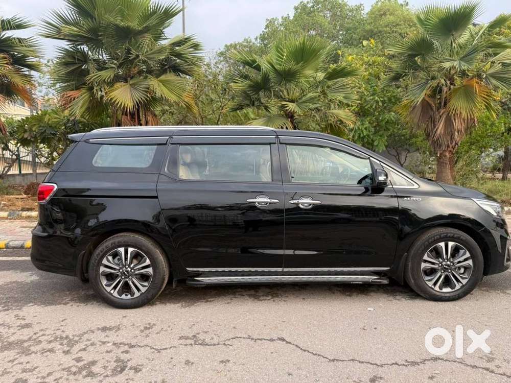 Kia Carnival Limousine, 2022, Petrol