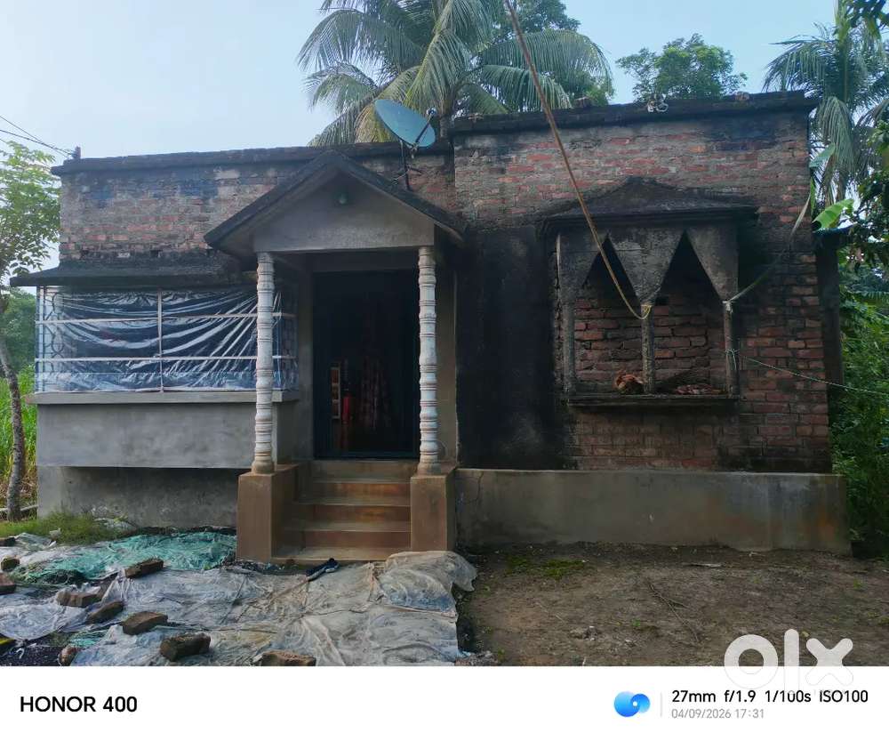 3 কাঠা জমি সহ বাড়ি বিক্রয় হইবে চাঁদপাড়া