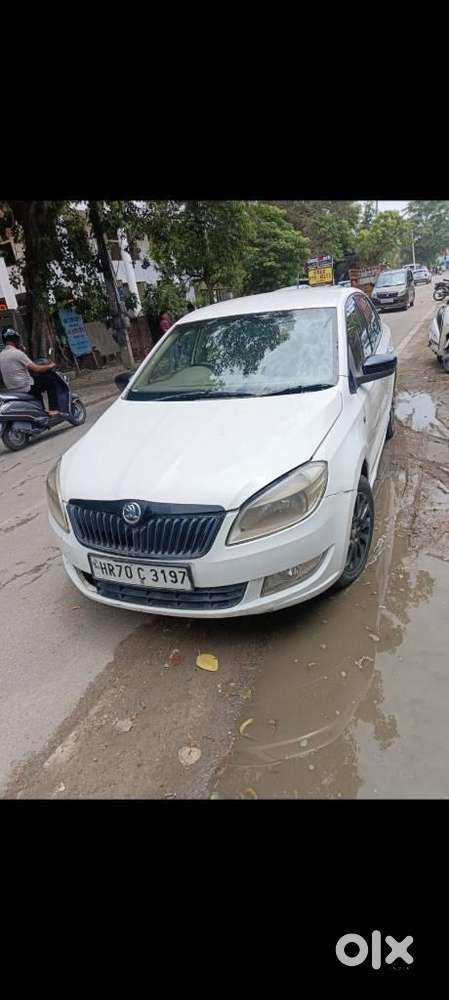 Skoda Rapid 1.5 Tdi At Style, 2015, Diesel