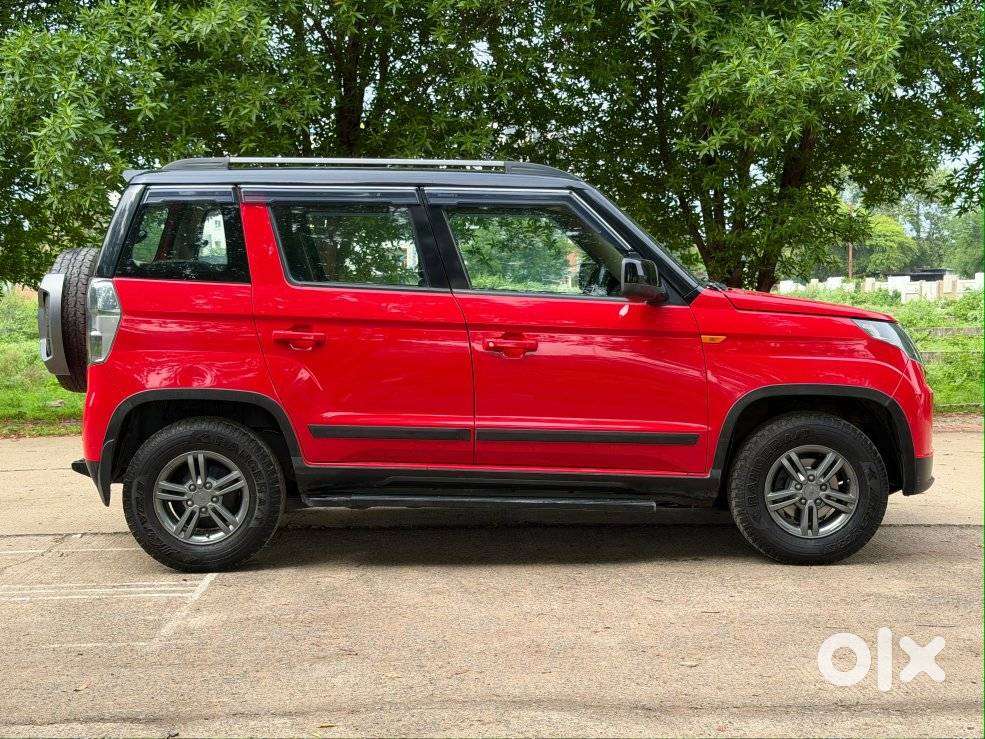 Mahindra Tuv 300 T10, 2019, Diesel