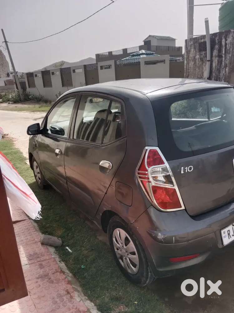 Hyundai I10 Blue Drive Megna 2013 Model
