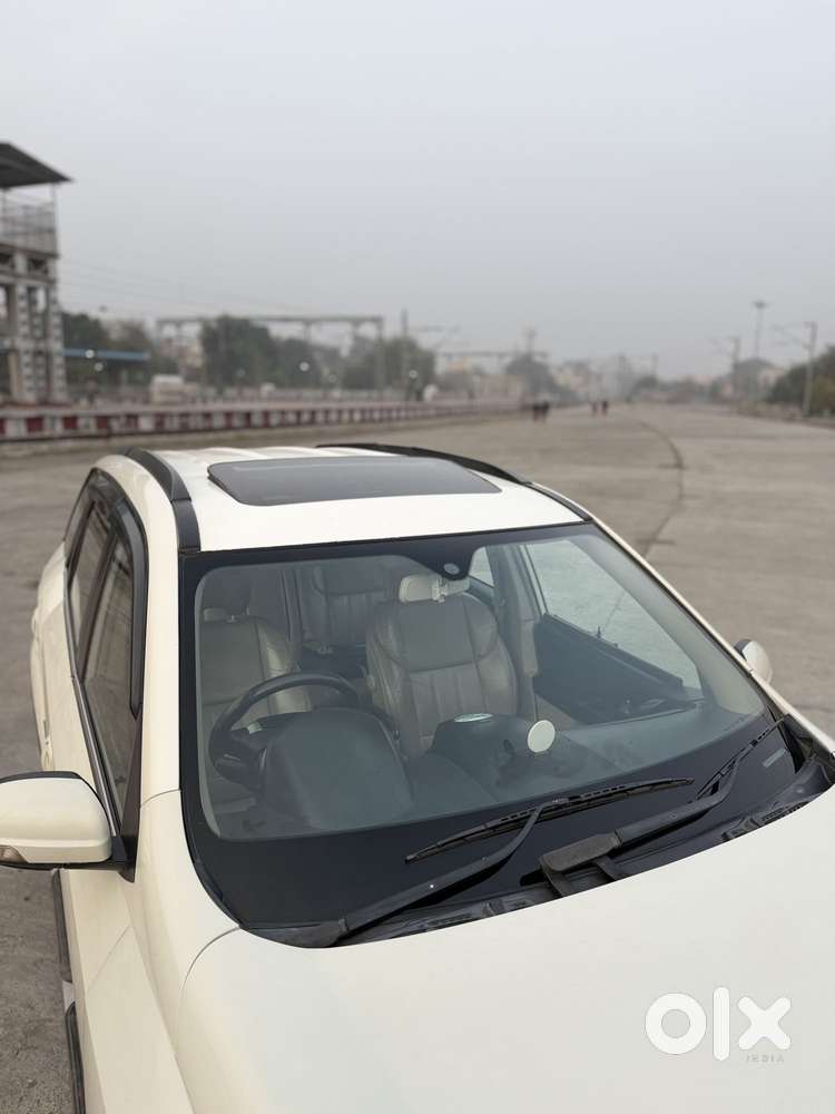 Mahindra Xuv500 2.2 W10 Sportz Edition Mt, 2015, Diesel