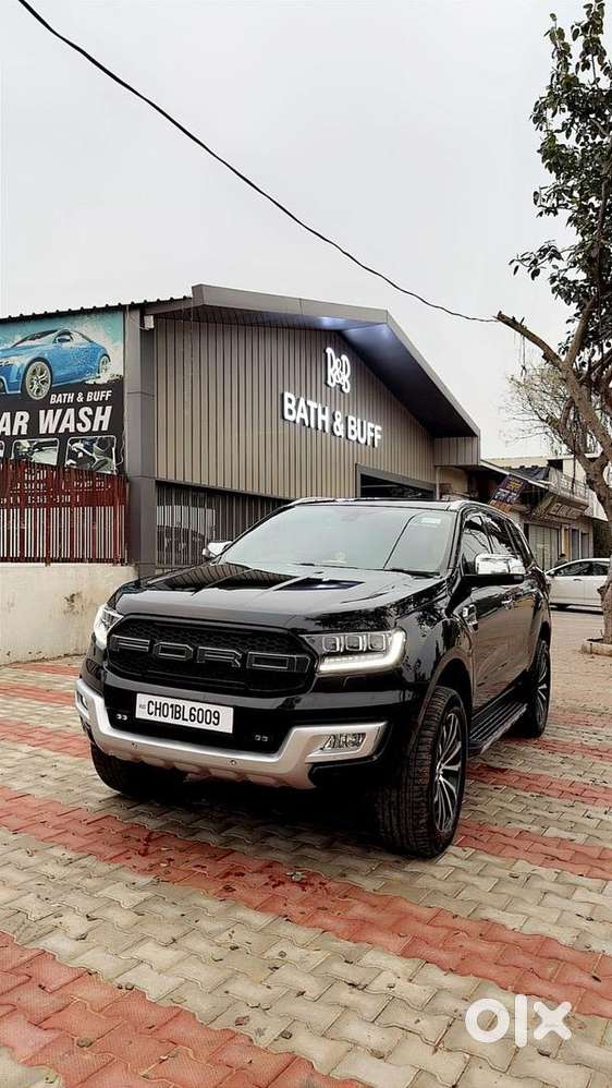 Ford Endeavour 2017 Diesel Well Maintained