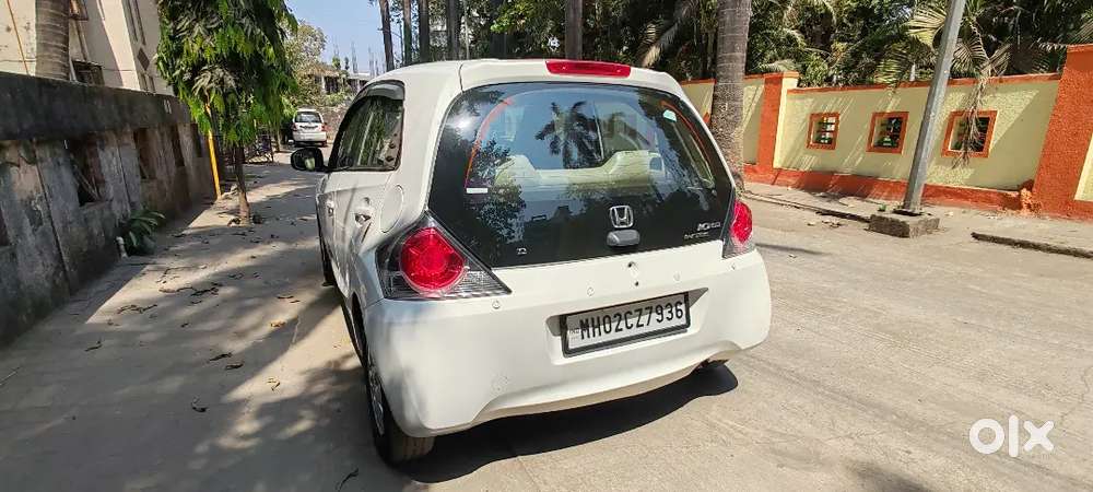 Honda Brio 2013 Cng & Hybrids Well Maintained