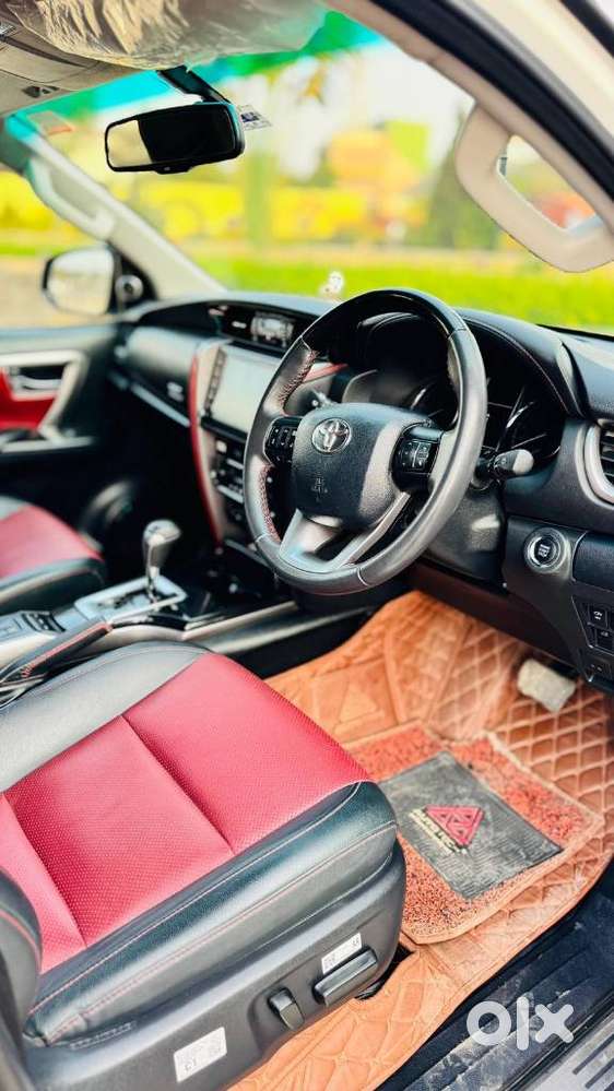 Toyota Fortuner Legender 4x2 At 2.8, 2024, Diesel