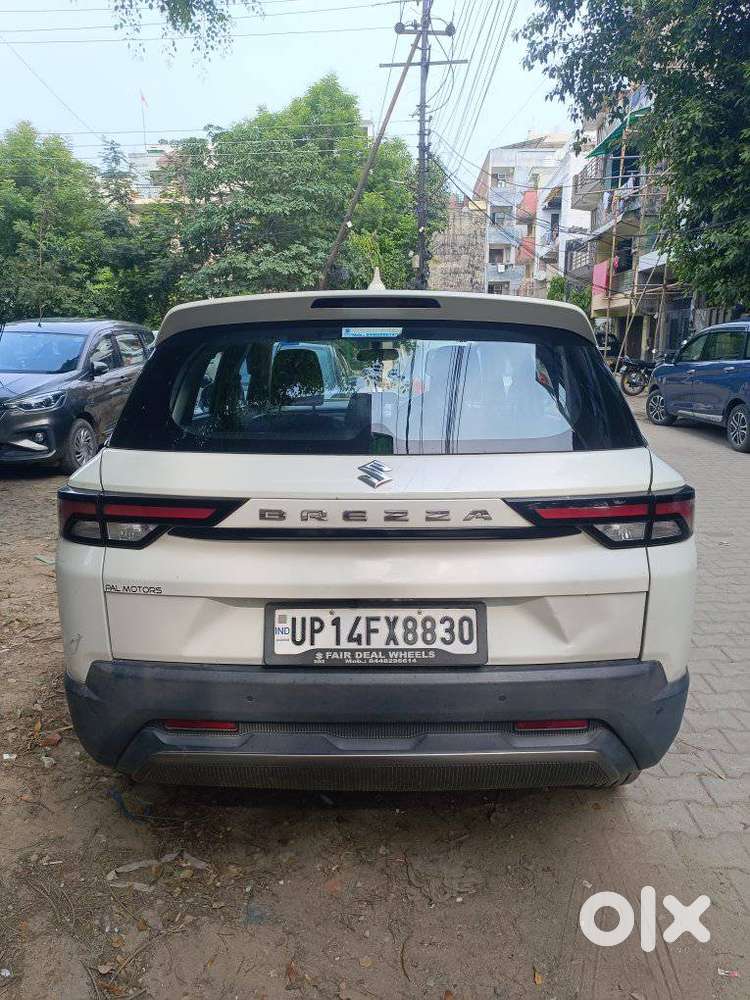Maruti Suzuki Brezza 1.5 Lxi Smart Hybrid, 2024, Petrol