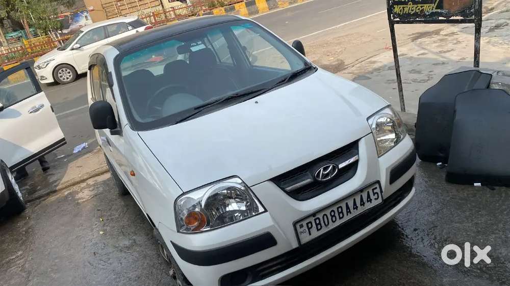 Hyundai Santro Asta Petrol 2002
