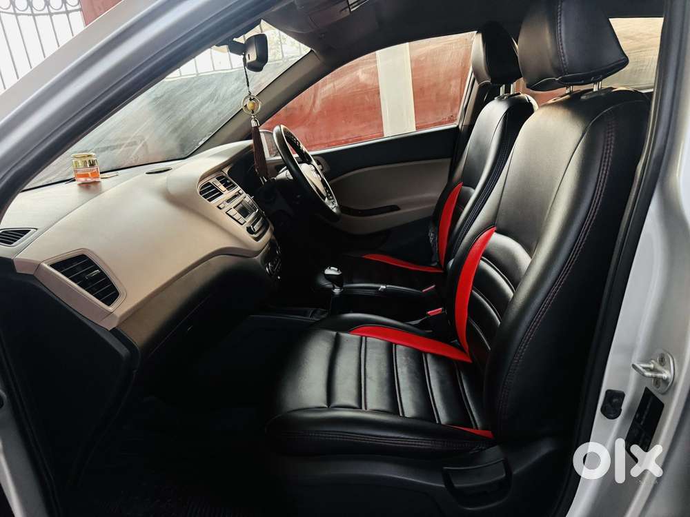 Hyundai Elite I20 Sportz (o) 1.2, 2015, Petrol