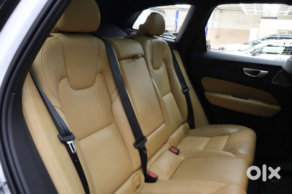 Volvo Xc60 2.0 B5 Ultimate, 2023, Petrol