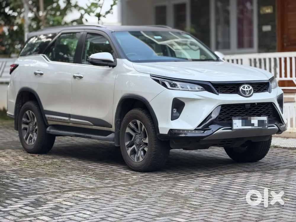 Toyota Fortuner Legender 2022