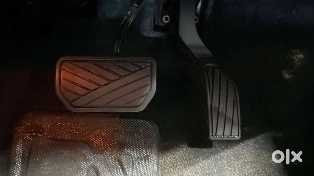 Maruti Suzuki Grand Vitara 1.5 Zeta Smart Hybrid At, 2023, Petrol