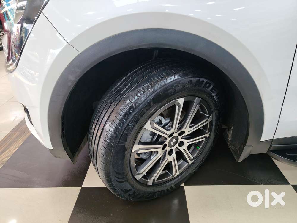 Mahindra Xuv700 2.0 Ax 7 Petrol At Luxury Pack Str, 2024, Petrol