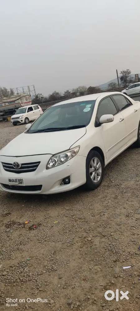 Toyota Corolla Altis 2010