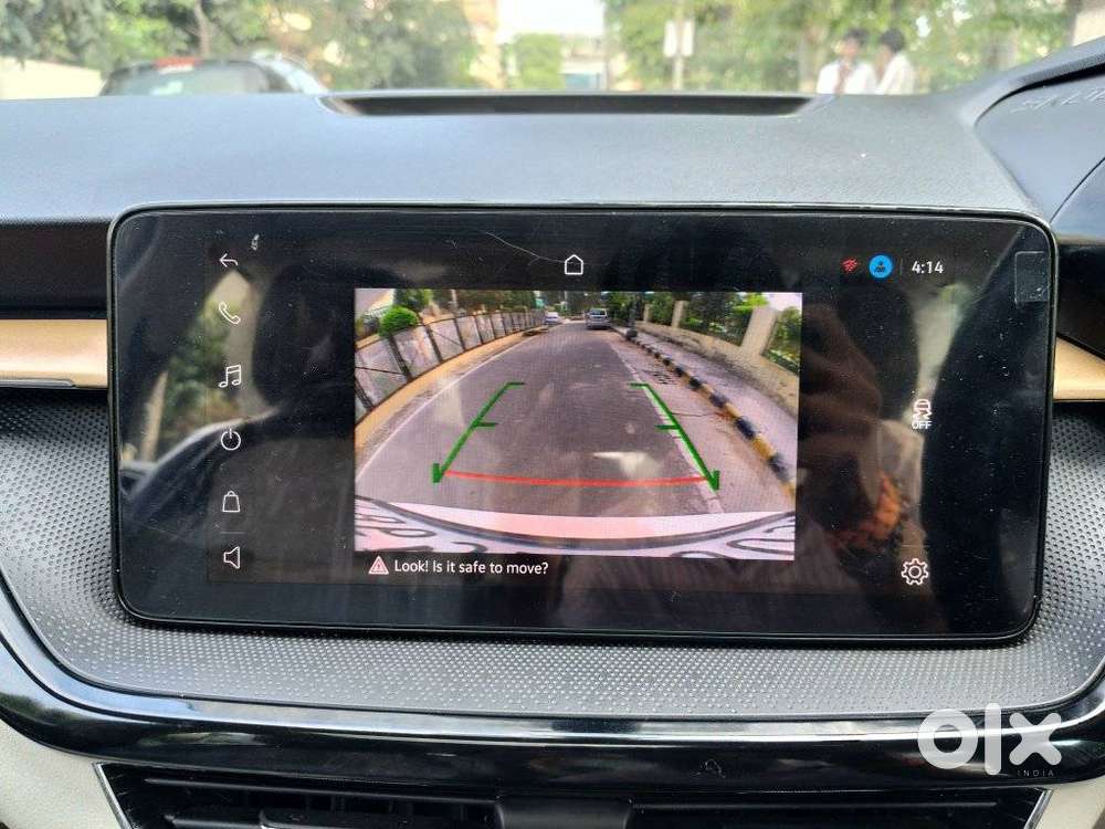 Skoda Slavia 1.0 Tsi Style At, 2024, Petrol