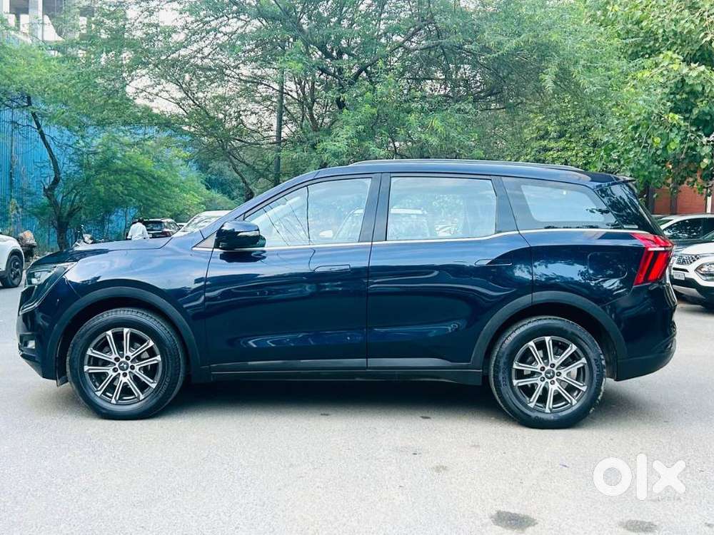 Mahindra Xuv700 2.0 Ax 7 Petrol At Str, 2022, Petrol