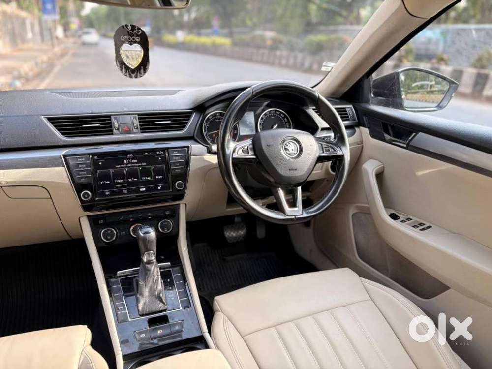 Skoda Superb Style 1.8 Tsi At, 2017, Petrol