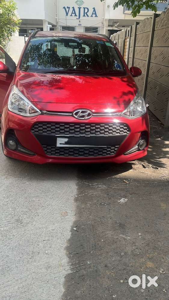 Well Maintained Grand I10  16500 Km Driven  2020 Sportz