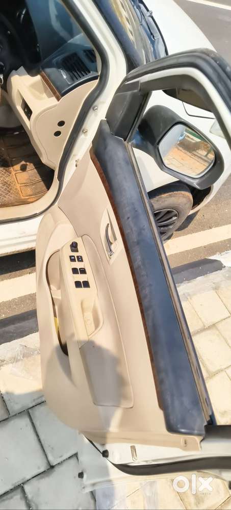 ** Maruti Suzuki Swift Dzire 2012 Petrol – Premium Condition **
