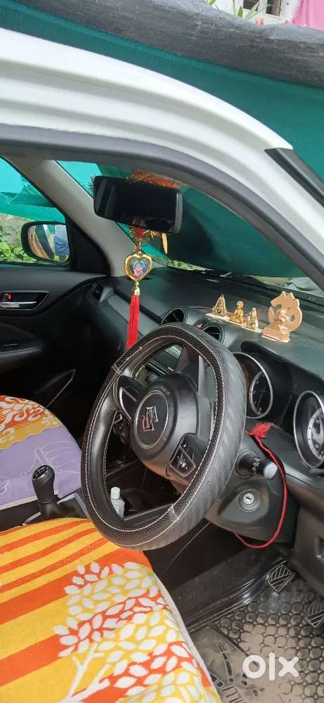 Maruti Suzuki Swift Vxi 2019