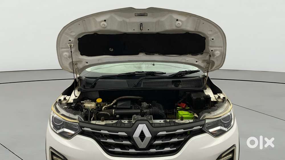 Renault Triber Rxl, 2023, Petrol