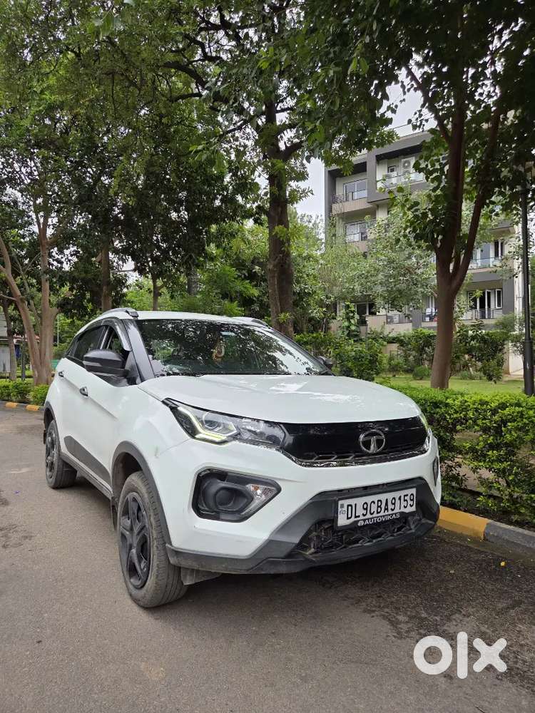 2023 Tata Nexon Xe Petrol Mt 1st Owner  41k Km Bs6 Ph2white