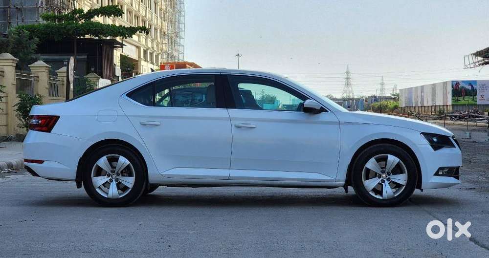 Skoda Superb Style 1.8, 2016, Petrol