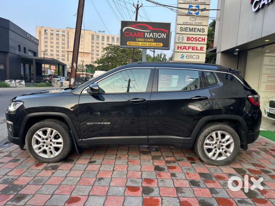Jeep Compass 2.0 Limited Option Black, 2018, Diesel