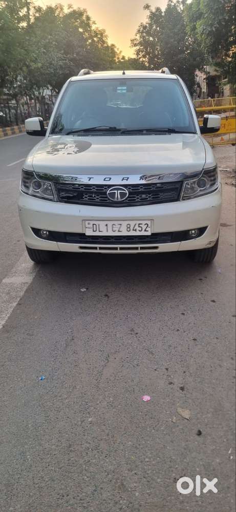 Tata Safari Storme 2018 Diesel Only 70850km Driven With Service Record