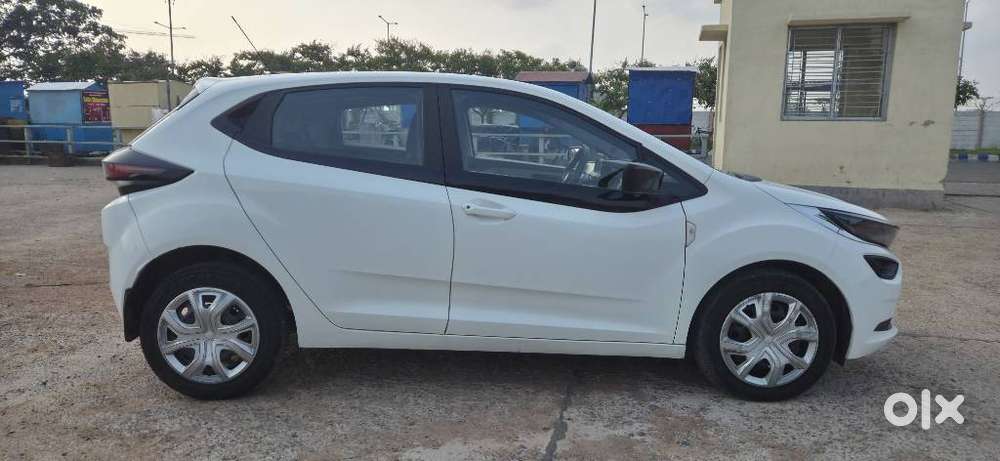 Tata Altroz 1.5 Xm Plus Diesel, 2024, Diesel